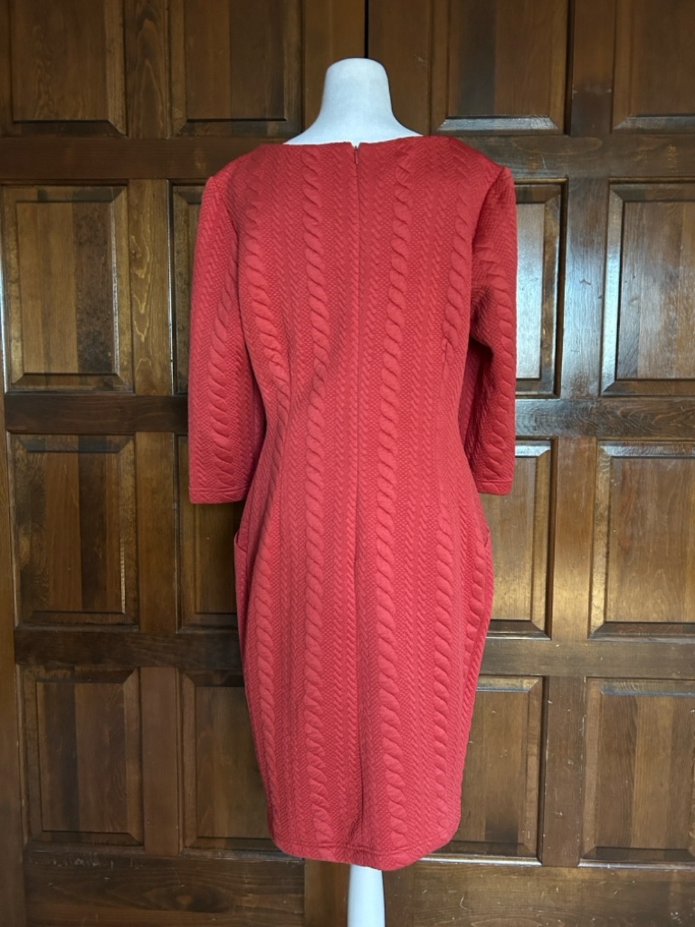 Sharagano Women's Red Quilted Textured 3/4 Sleeve Shift Dress with Pockets 10 - Picture 3 of 8